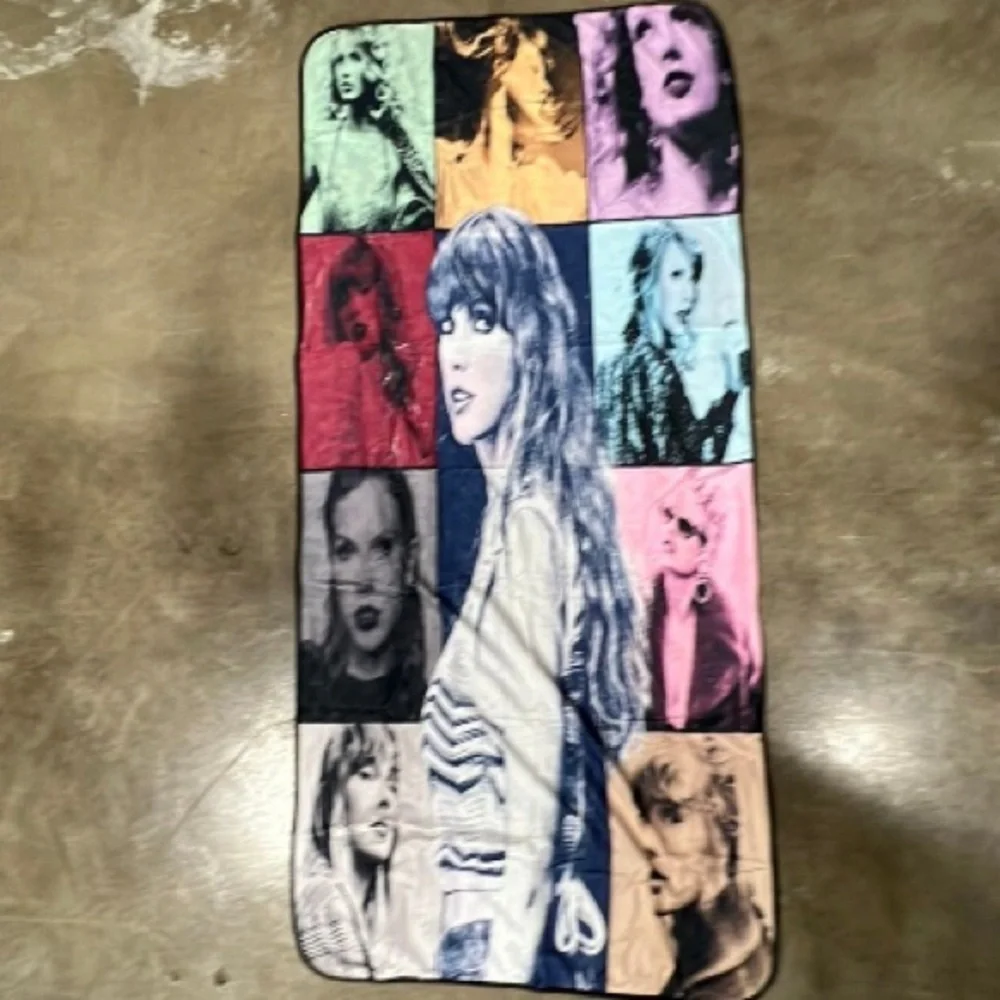 Colorful Taylor Swift Pop Art Quick Dry Towel 27x55